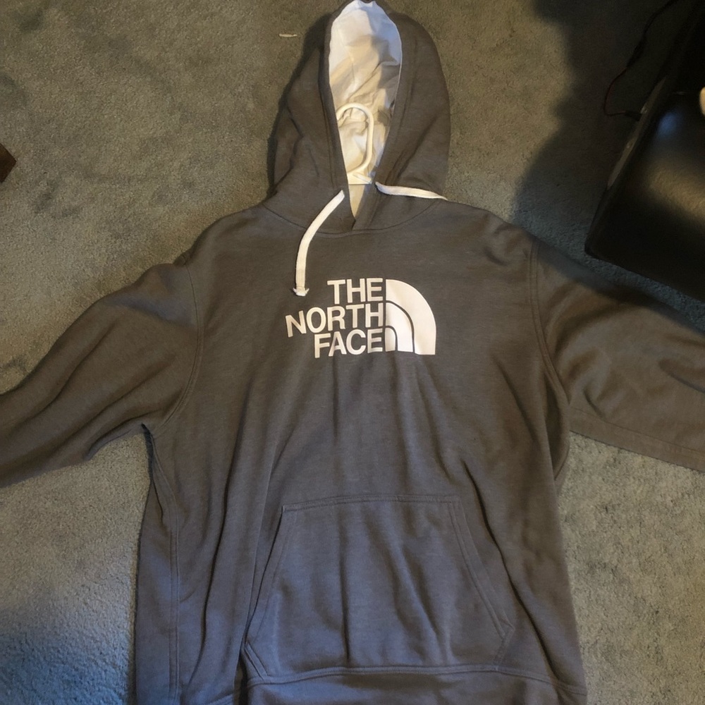 Gray north face hoodie size extra large